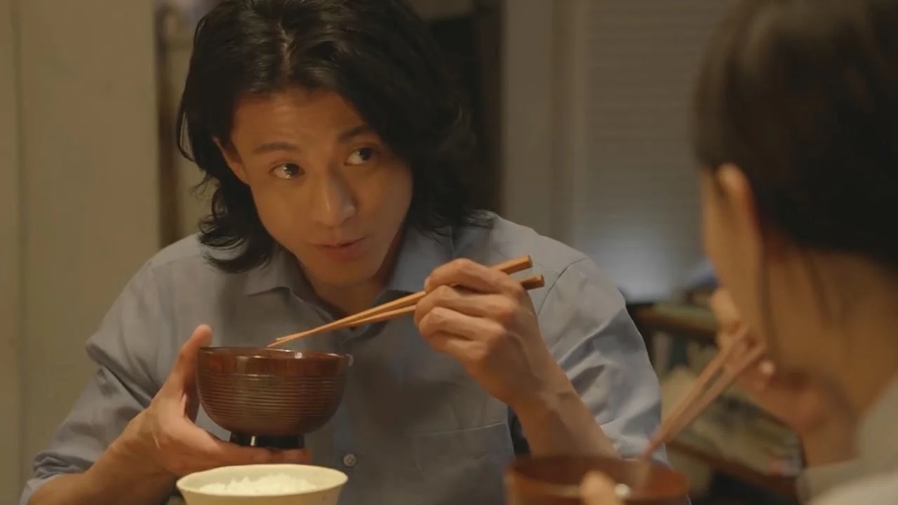 【日本CM】小栗旬為妹妹杉咲花做飯味噌湯有媽媽的味道原因是？